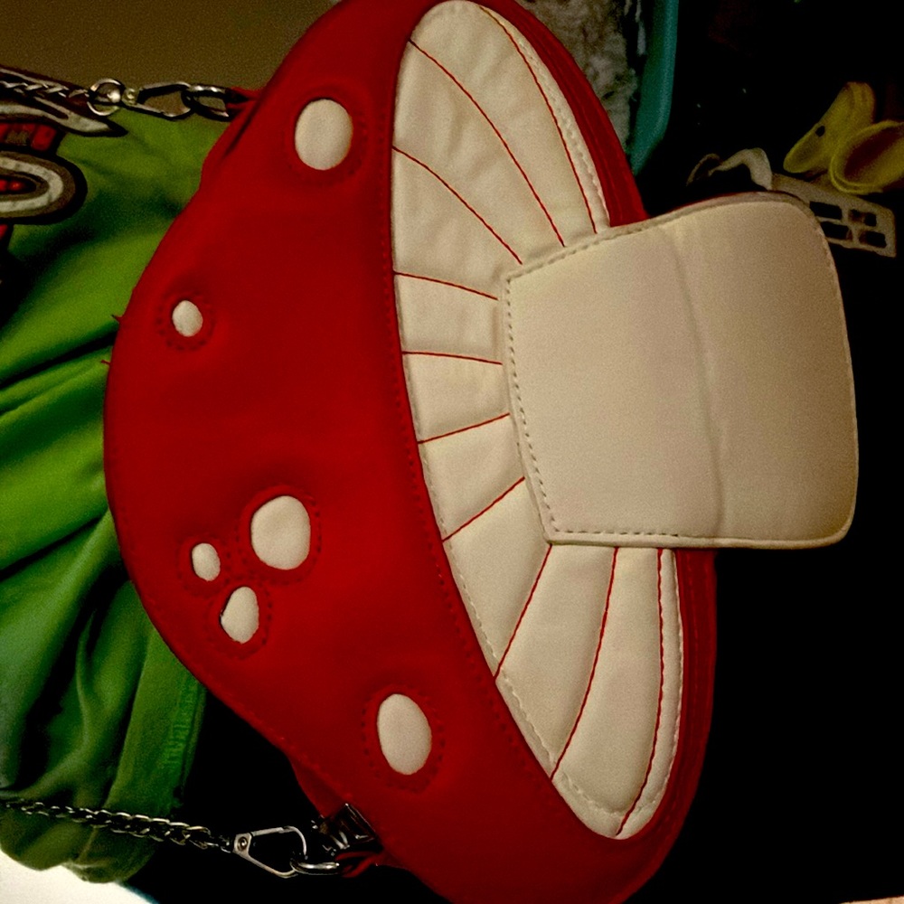 Mushroom purse (no specific brand)